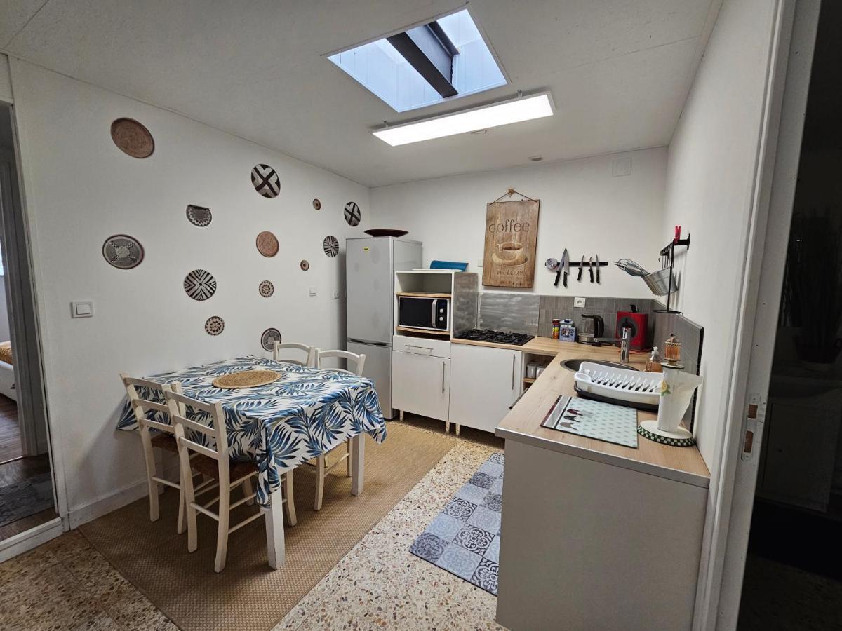 Maisonnette Marine Landeronde Buitenkant foto