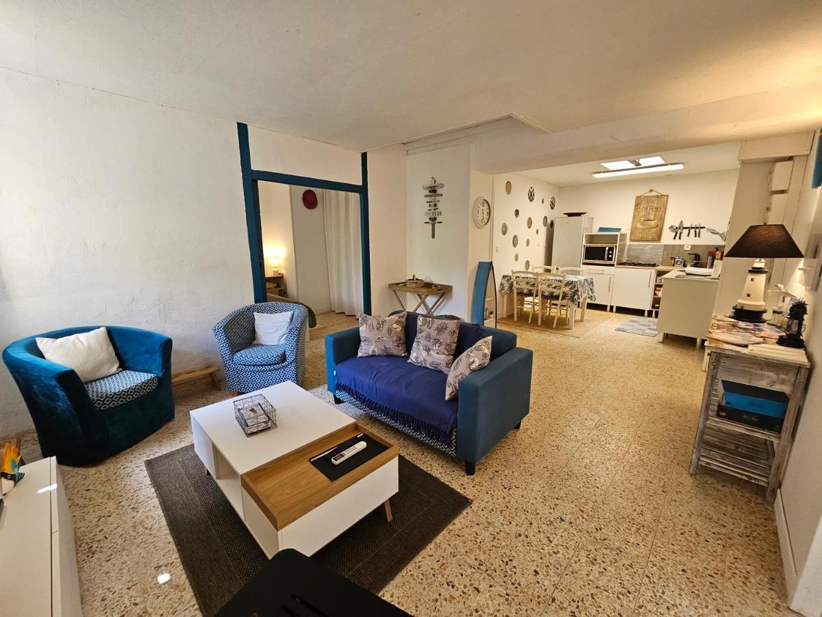 Maisonnette Marine Landeronde Buitenkant foto